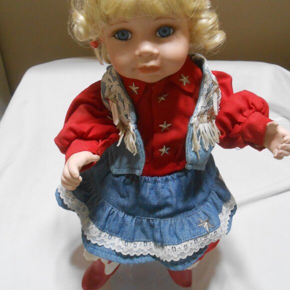 VTG BISQUE "DAKOTA" COWGIRL DOLL 15" JEAN OUTFIT RED BOOTS NO 3962B w/ STAND EUC - Picture 13 of 15